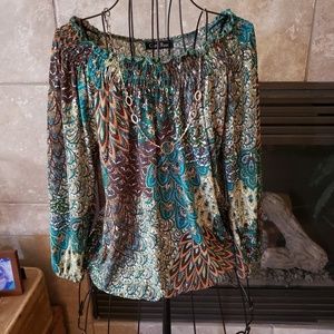 Beautiful blouse with peacock coloring, size M